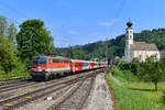 1142 596 mit einem REX am 03.05.2018 bei Wernstein am Inn. 