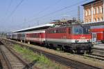 1142 642 als R 5917 abfahrbereit in Passau Hbf.