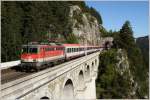 ber das 87 m lange Krausel Klause Viadukt fhrt 1142 613 mit IC 259 von Wien Meidling nach Graz.Im Hintergrund der 14m lange Krausel Tunnel.