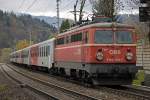 1142 564 mit Regionalzug 4020 in Kapfenberg am 4.11.2013.