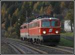 Lokzug von Mrzzuschlag nach Gloggnitz am 29.10.2006 angefhrt von 1142 706.