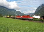 1144 206 + 1144 036 mit einem Güterzug bei der Ausfahrt von Braz am 28/07/2017