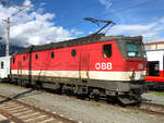 ÖBB 1144 251-6 mit einem CityShuttle abgestellt in Innsbruck Hbf. Aufgenommen am 05.08.2021