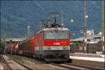 1144 210 (9181 1144 210-2) und 1144 252-7? sind mit einem Gterzug auf dem Weg zum Brenner. Aufgenommen am 04.07.2008 in Schwaz.