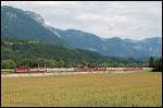 sterreichurlaub 2008 - BB: Eine 1144er ist mit einem Autotransportzug in Richtung Innsbruck unterwegs.