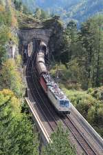 Vetron 193 903 mit einer 1144 220 vor dem DG 54703 von Wien Zvbf nach Graz Verschubbahnhof (Gi) bei der berfahrt ber die Krausel Klause Viadukt; am 29.09.2012