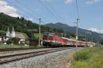 1144 266 mit REX 1506 Salzburg Hauptbahnhof-Wrgl Hauptbahnhof bei Brixen im Thale am 26-7-2013.