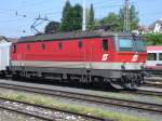 1144 278-7 OBB Villach West 17-05-2009 - Bahnvideos in Youtube - http://www.youtube.com/user/cortiferroviariamato/videos - Auch 103 245 mit altes Logo und CNL in Innsbruck,Taurus  Cobra  und Guterzuge