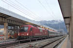 ÖBB 1216.011 vor EC in Rovereto, Italien.