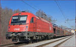 OBB 1216 144 zieht Autozug durch Maribor-Tabor Richtung Koper Hafen. /18.2.2021