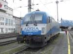 1216 922 der  ADRIA-Transport  wartet im Hauptbahnhof von Salzburg auf neue Aufgaben. Aufgenommen am 30. Dezember 2009 von einem  ffentlich 
zugngigem Bahnsteig.
