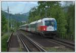 1216 226 (Tschechien) hat am 22.5.2008 in Spielfeld-Stra den OEC 156 „Zagreb“ von Zagreb bernommen und brachte ihn in weiterer Folge nach Wien. Die Aufnahme zeigt den Zug bei der Durchfahrt der Station Kapfenberg-Fachhochschule. 
