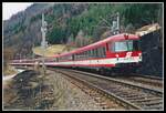 6010 013 fährt am 2.03.1998 als IC513 beim Einfahrsignal des Bahnhofes Pernegg durchs Murtal. Einige Tage vorher kam es an dieser Stelle zu einem Böschungsbrand der zu einer Streckenunterbrechung führte.