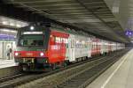 4020 317 in Wien Hauptbahnhof Schnellbahn am 6.November.2015.