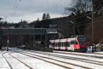 4024 131 verläßt mit dem Schnellbahnzug 20135 Tullnerbach-Pressbaum.