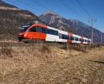 Hier noch ein Nachschuss:
4024 097-0 als S1 4240 (Lienz - Friesach) am 31.12.2015 zwischen den Bahnhöfen Greifenbug-Weißensee und Steinfeld im Drautal.