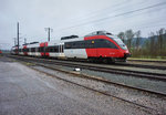 4024 104-4 als S1 4245 (Friesach - Greifenburg-Weißensee), am 8.4.2016 bei der Einfahrt in den Bahnhof Greifenburg-Weißensee.