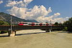 Ein Bombadier Talent der ÖBB Reihe 4024 auf der Innbrücke bei Brixlegg in Richtung Innsbruck am 19.07.16