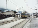 ÖBB 6030.314-6 hält im Bahnhof Brixen im Thale am 01.01.1987. 
Zug 5046 (St.Johann i.T. - Innsbruck Hbf) mit 4030.314-1 am Zugschluss.
Links das Bahnhofsgebäude. Es wurde später abgerissen.
Scan von Kodak Vericolor III Film.
