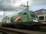 Die 1116 264 Euromotion am 01.05.2008 in Salzburg Hbf. (Man sollte auch die Spiegelung im IC Wagen Beachten)