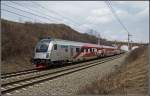 1116 249 und die dazugehrige railjet-Garnitur 49 sind am 01.04.2013 unter anderem als railjet 653 von Wien Meidling nach Graz unterwegs gewesen. Aufgenommen wurde der, meiner Meinung nach, schnste Railjet kurz nach Mdling.