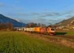 1016 048 mit einer Rola am 24.02.2016 bei Schwaz. 