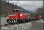 Zwischen Mürzzuschlag und Hönigsberg begleitet eine normalspurige Werkbahn die Südbahn die zwei Schwerindustriebetriebe verbindet. Am 29.11.2018 konnte ich einen Zug dieser Bahn fotografieren.