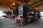 Die Dampflokomotive 44 661 wurde 1941 bei Borsig gebaut und ist Teil der Ausstellung im Lokpark Ampflwang. (August 2020)