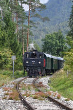 Die Dampflokomotive 88.103 der Rosentaler Dampfzüge auf dem Weg nach Weizelsdorf. (Ferlach, September 2019)