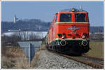 2143.56 und 2143 070 vom Verein Neue Landesbahn am 25.2.2018 mit einem leeren Getreidezug von Korneuburg nach Ernstbrunn unterwegs, aufgenommen in Karnabrunn. Das schöne bei einer Fotofahrt ist in dem Fall die Tatsache, dass man eine Fotostelle, mehrmals machen kann. Das ist ja jetzt mittlerweile meine fünfte und letzte Version aus Karnabrunn.