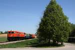 RBAHN 2050.09 am 21.April 2018 mir der SBED 14473 von Dechanthof nach Mistelbach Lokalbahn bei der Kläranlage Mistelbach.