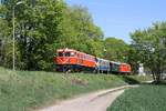 RBAHN 2050.09 fährt am 21.April 2018 als SBED 14473 von Dechanthof in Mistelbach Lokalbahn ein.