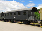 MLV Spantenwaggon Bi 39626 (A-MLV 50 81 242 0002-5), am 01.06.2016 im Bahnhof von Zwettl.