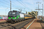 193 725 und regiojet 1033 in Wien Praterkai, am 29.12.2020.