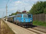 1042.520 mit ihren Sdz 17188 bei der Abz Mak 1 am 19.7.12 auf den Weg nach Mnchen 