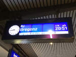 Zugzielanzeige des RaiJet 866 nach Bregenz. Innsbruck Hbf am 28.11.2018