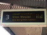 Zugzielanzeige des ÖBB EC 563  Samariterbund  von Bregenz nach Wien Westbahnhof. Aufgenommen in Innsbruck Hbf am 26.12.2008