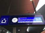 Die Anzeige für den D 15101 (Wien Hbf. - Bischofshofen) am 04.02.2017 am Wiener Hauptbahnhof.