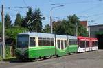 Straßenbahn-Triebwagen 605 in der Remise Alte Poststraße; über den Zaun fotografiert. Graz, 30.6.19 

