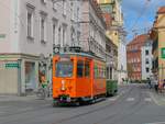 Graz. Das Gespann 251 + 401B war am 19.07.2020 als Sommerbim unterwegs, hier in der Annenstraße.