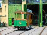 Graz. Der PBW 5 zählt zum ältesten Straßenbahntyp in Graz. Damals noch vor Pferde gesetzt, genießt er heute noch sein Dasein im Tramway Museum Graz.