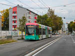 Graz. Variobahn 240 der Graz Linien ist hier am 16.10.2021 während dem Fahrgastwechsel beim Ostbahnhof zu sehen.
