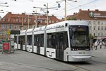 Triebwagen 217 als Linie 4 am Jakominiplatz am 28.07.2016.