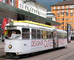 Lohner/Lizenz Duewag 6-achser Nr. 72 der Linie 3 der Innsbrucker Verkehrsbetriebe an der Haltestelle Innsbruck Hauptbahnhof. Aufgenommen 15.6.2008.