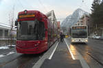 TW 315 (Bombardier Flexity Outlook C) absolviert eine Publikumsfahrt zur Einweihung der Straßenbahnerweiterung in Innsbruck Richtung Westen, hier an der Endhaltestelle Peerhofsiedlung.