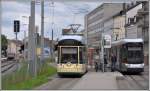 5047 085-5 im Mühlkreisbahnhof und Bombardier Mountainrunner 503 der Pöstlingbergbahn und Bombardier Cityrunner 060 an der Landgutstrasse. (30.05.2014)