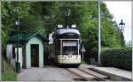 Wagen 503 an der Haltestelle Schlössl. (30.05.2014)