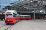 Wien Wiener Linien SL 5 (E1 4515 + c4 1315) II, Leopoldstadt, Praterstern am 12. Mai 2017.