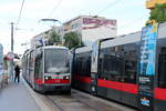 Wien Wiener Linien SL 25 (B1 725) XXII, Donaustadt, Langobardenstraße / Hardeggasse (Hst. Hardeggasse) am 13. Mai 2017.