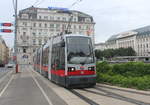 Wien Wiener Linien SL 44 (A 30) Schottentor am 2. Juli 2017.